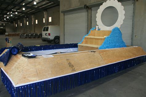 Everything you need to construct the best parade float like the Vinyl Fringe - One Color. . Skirting for parade floats